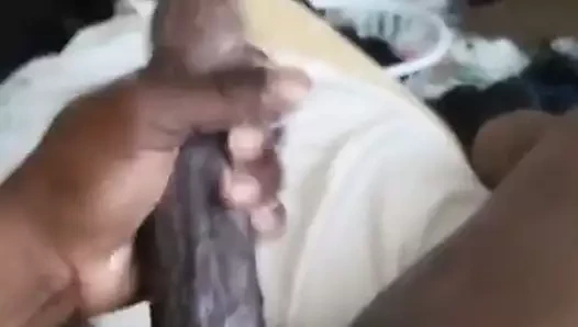 İyi bir fındık büstü