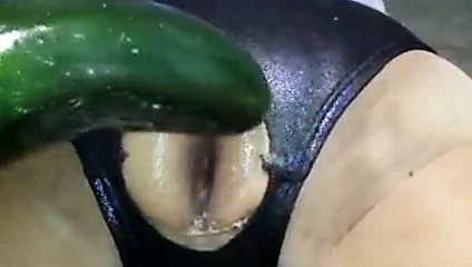 globo y pepino en mi ano