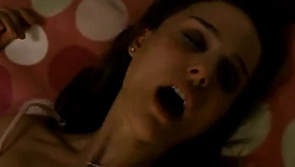 Natalie Portman ve Mila Kunis- siyah kuğu