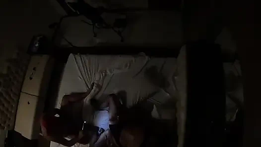 Altyazılı yırtık vücut geliştirmeci boğa ateşli evli kadınla sikişiyor anal ham bakış açısı: gavat koca çifte sakso ve çığlık çığlığa orgazm filme alıyor