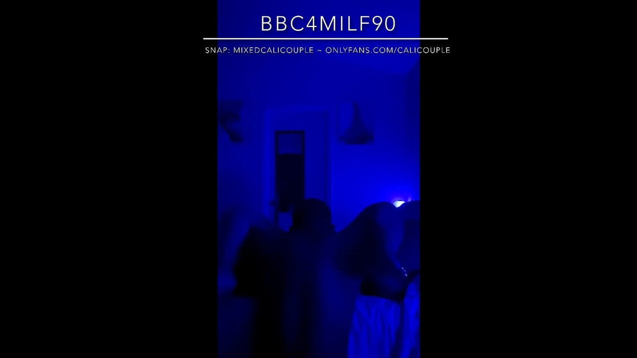 bbc baştan çıkaran latin karısı ile mavi ışık