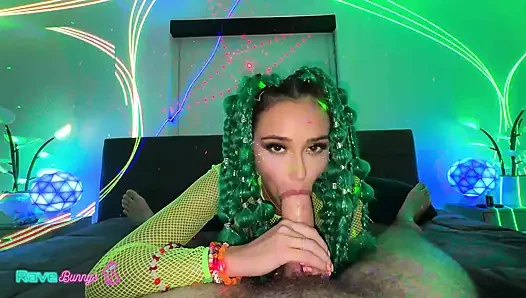 Armani Black dj ile pis bir şenlik için yerden kayıyor!