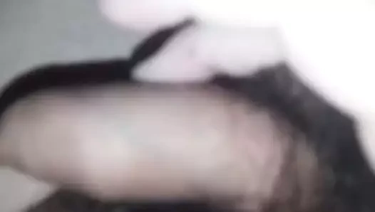 Sevimli oğlan kriko kapalı küçük çük