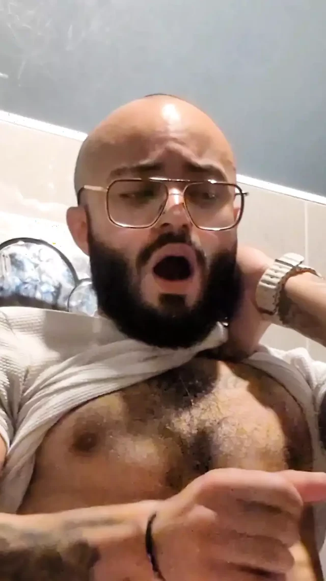 Masturbation at the gym, can anyone help me?