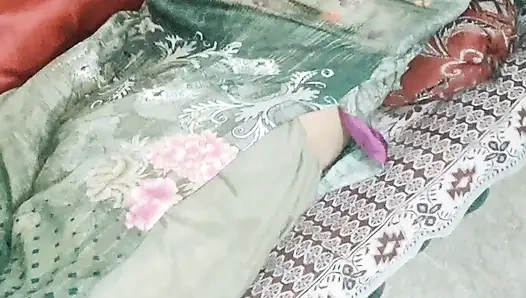 Loray ki Dewani Bhabi Gand me