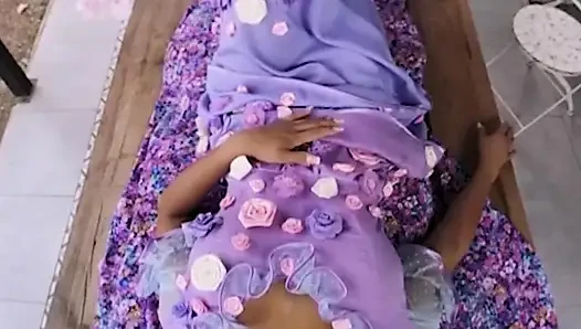 VRCosplayx sheila ortega isabela başka şeyler yetiştirebilir sadece çiçek büyütmez bölüm 1