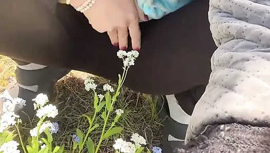 Bakım çiçek ağacı için sidik amcık