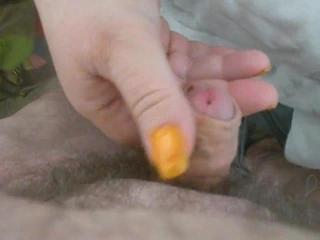 Benim yaşlı bayan mastürbasyon ve aletime masaj yapıyor.