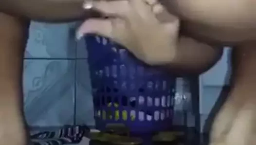 Beni amımla oynarken izle