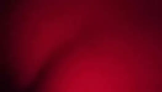 Dando um trato na morena gostosa