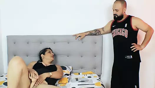 En iyi arkadaşımın karısının büyük tombul amını sikiyorum! İspanyolca porno