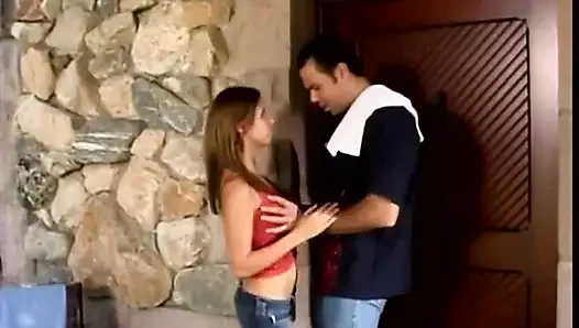 Seksi azgın sürtük yarak emiyor ve sikiliyor ve dölleniyor