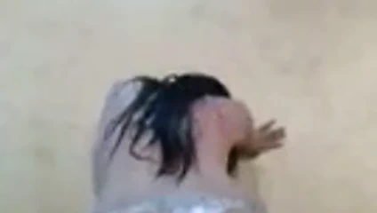 Sheraine dansçısı külotlu ateşli göt dansı