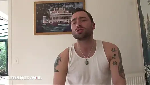Muhteşem büyük memeli sarışın taksi şoförü analiz ediliyor