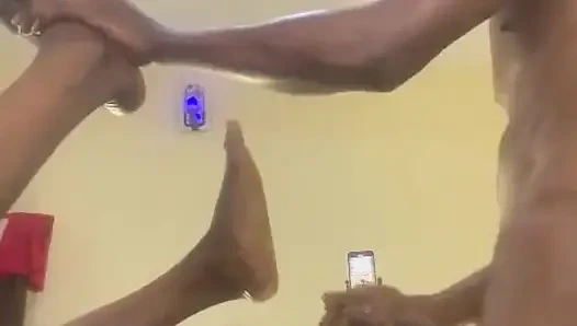 Onu o kadar kötü sik ki daha fazlasını istiyor