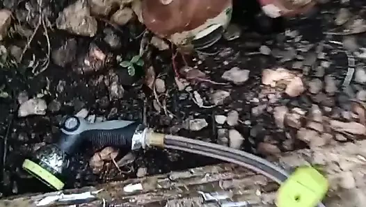 Duşta oynuyoruz ve çok ateşli bitiyor