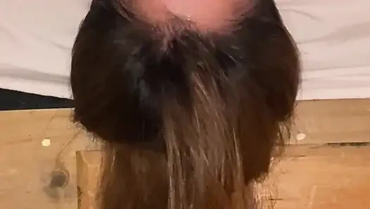 Penisimi arkadaşımın karısına sokup boğazından aşağı inmeyi çok seviyorum