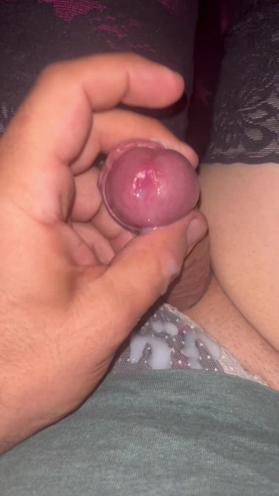 Leasexy cd klitorisimden fışkırtıyor