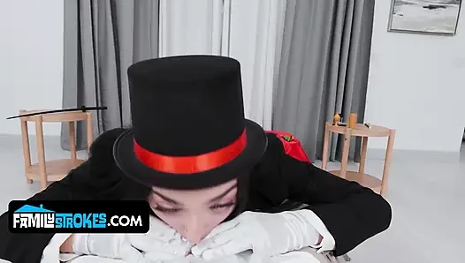 Scarlett sihirli teaser yutuyor