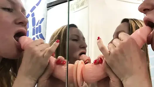 Senin Sert Penisin Için Derin Oral Seks Yapıyorum