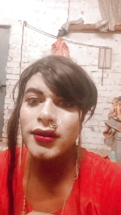 Urvashi Rani göt deliğini genişletti, hepsi patladı, tüm gand
