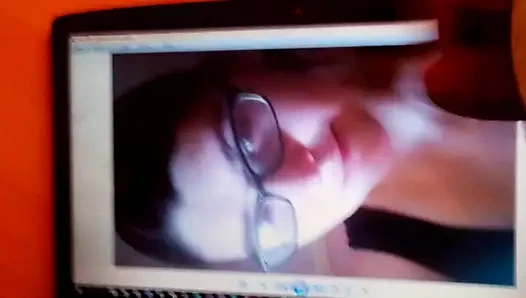 khart no.3'e saygı duruşu