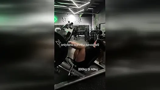 TikTok Live Gym Gangbang: 5 Strangers Breed 18yo Pussy