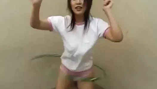 Rei sportive vibratörlerden orgazm alır