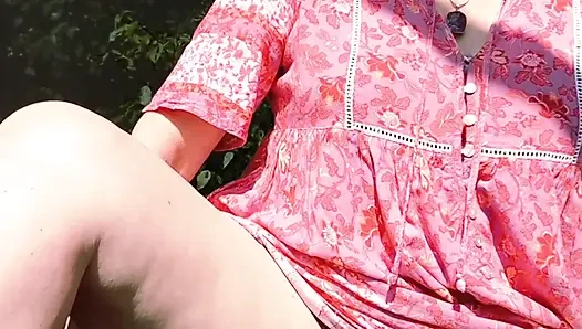 Pembe asılı perdelerim