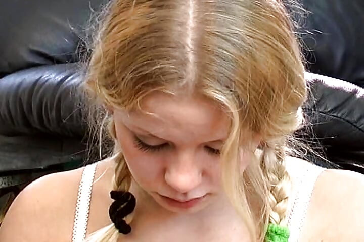 21 year old babysitter got anal fucked in a tight asshole