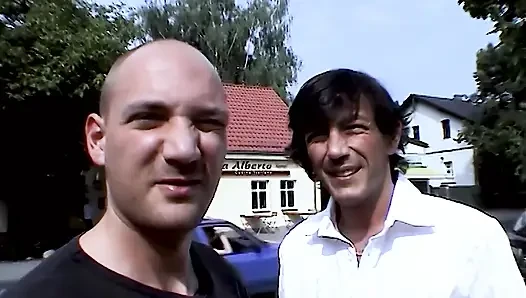 Sarışın, Ilk Anal Üçlüm