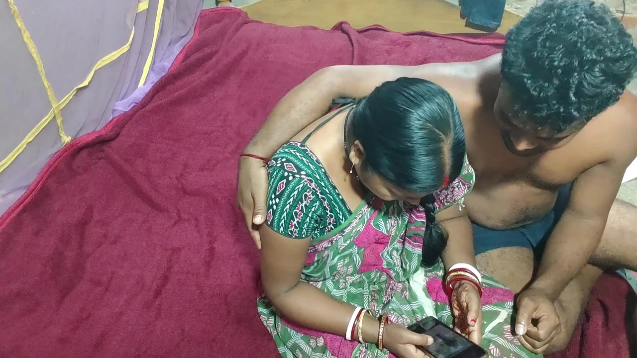 देवर ने भाभी की चूत में अपना लंड डाला और उसकी जोरदार चुदाई की