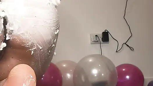 Hollykittenn - 4k doğum günü pastası partisi