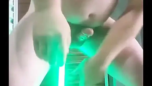 Light Saber'ime biniyorum.