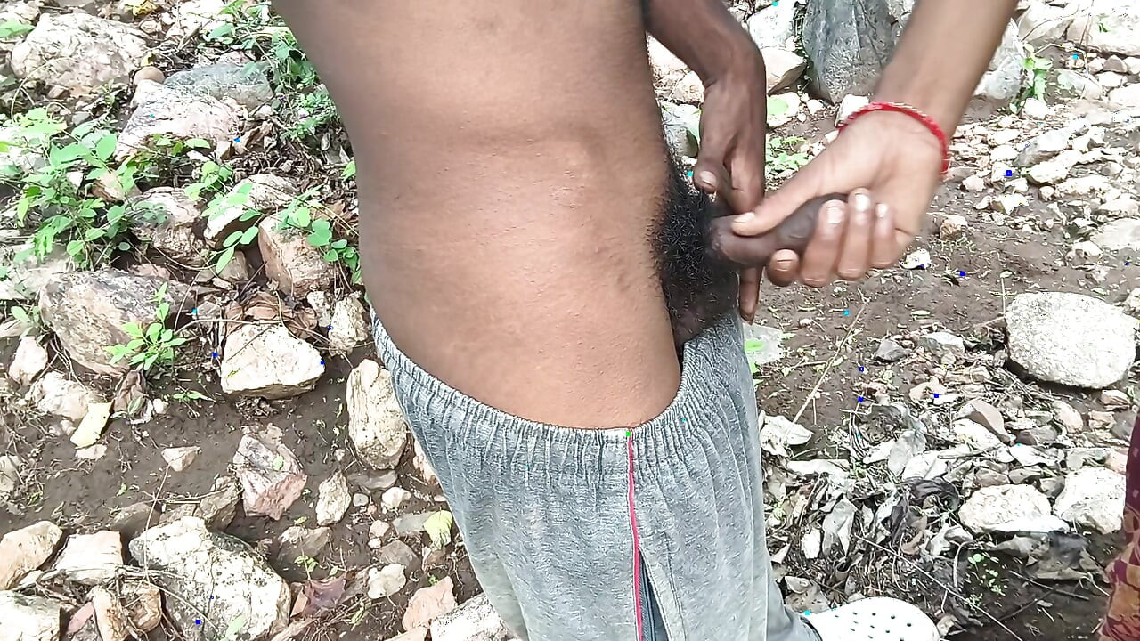 Ateşli bibi jangl yüze boşalma videosu.