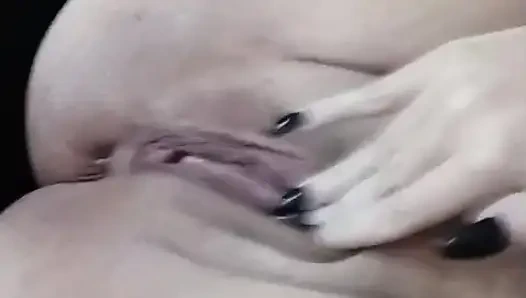 Uyandım ve hemen mastürbasyon yapıyor gibi hissettim