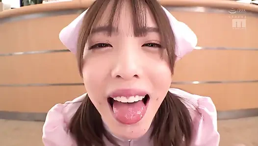 Sürtük hemşire vücudunu her yerinden yalıyor ve seni 10 defadan fazla boşaltacak. Bölüm 1