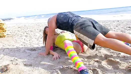 Eva şişman amcık geniş sikiliyor