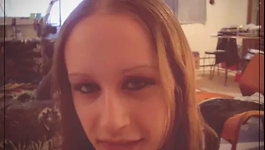 Bugün sokak köşesindeki bir kız gibi kendi döllerini ye