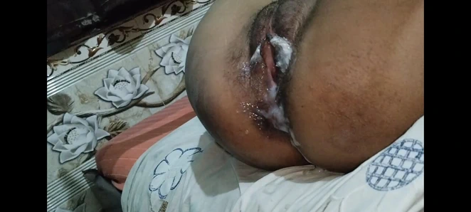 Dölleme amcık husbamd ve evli kadın ev yapımı hintli videolar