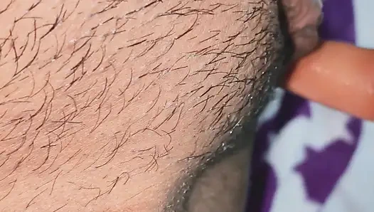 Chhoti bah#n ki chut chat ke pani nikal dia aaj hiandi audio