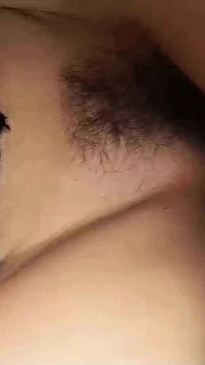 Küçük memeli Japon kız sansürsüz pornoda sikişte birden fazla fışkırtarak orgazm oluyor | Klip 2