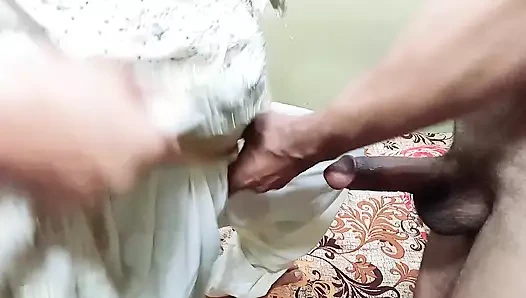 Hint Desi Tharki Teyze Ny Pizza man Ka Lund Mu Mai Dal Liya Hintçe Ses XXXXXX Desi Seks