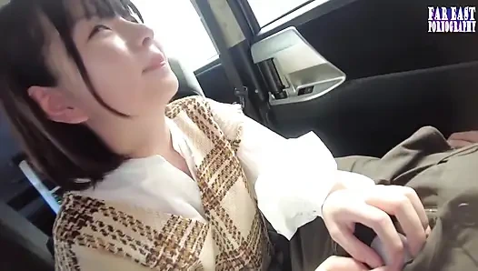 Her sıcak damlanın tadını çıkaran kısa saçlı tatlı kızla trenle azdırma randevusu bölüm 1