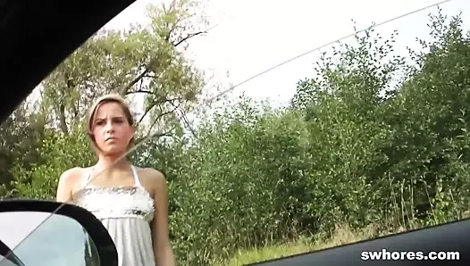 Sokak fahişesi sikiliyor! swhores tarafından