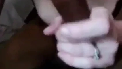 beyaz kasiyer emme siyah horoz