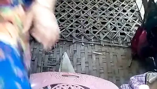 tatminsiz müslüman bhabi