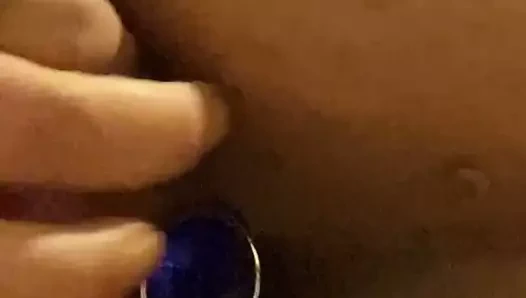 Kadın kılıklı anal tıkaç