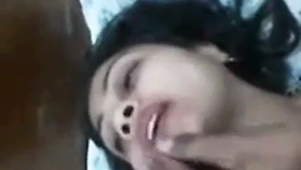 Göğüsler ve yüz yumuşak dokunuş