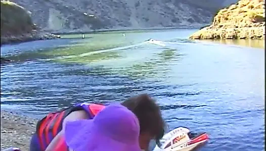 Trojka jebanje na plaži